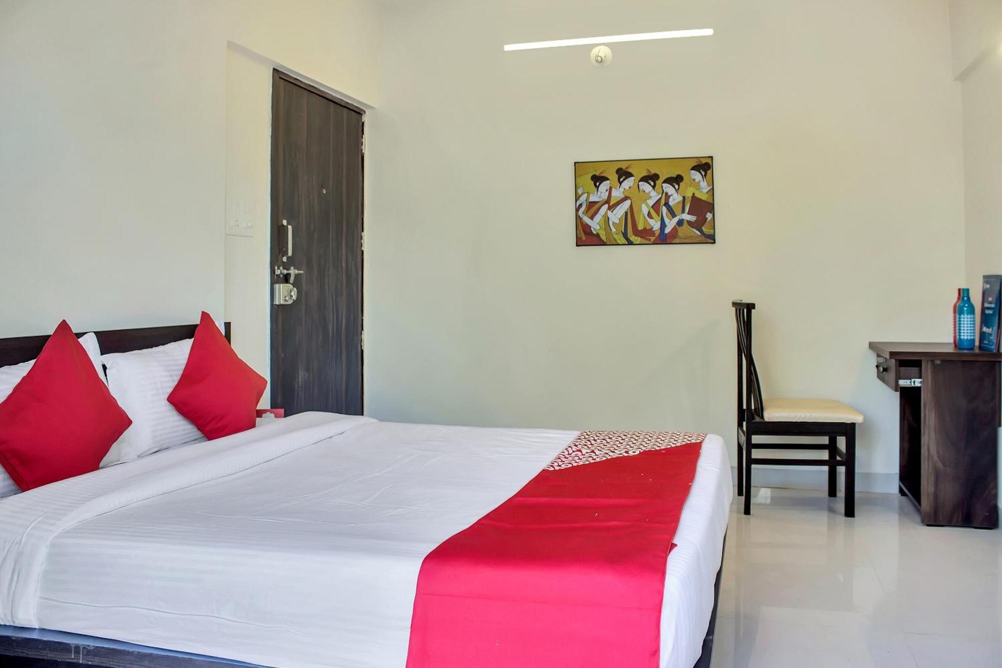 Hotel O Homes Vardhan House 2 Dapuri Bagian luar foto