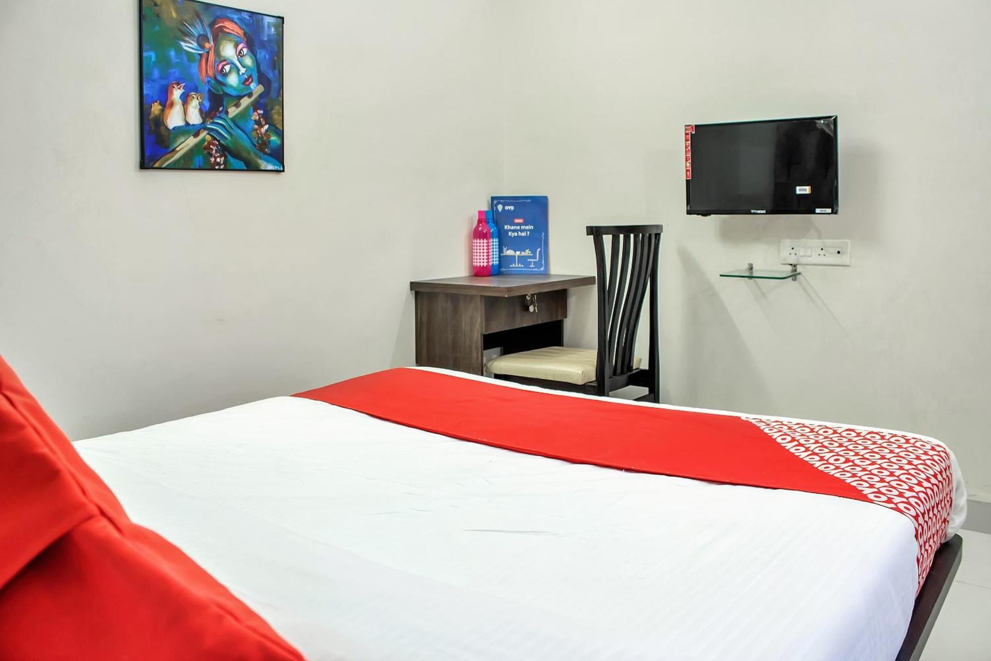 Hotel O Homes Vardhan House 2 Dapuri Bagian luar foto