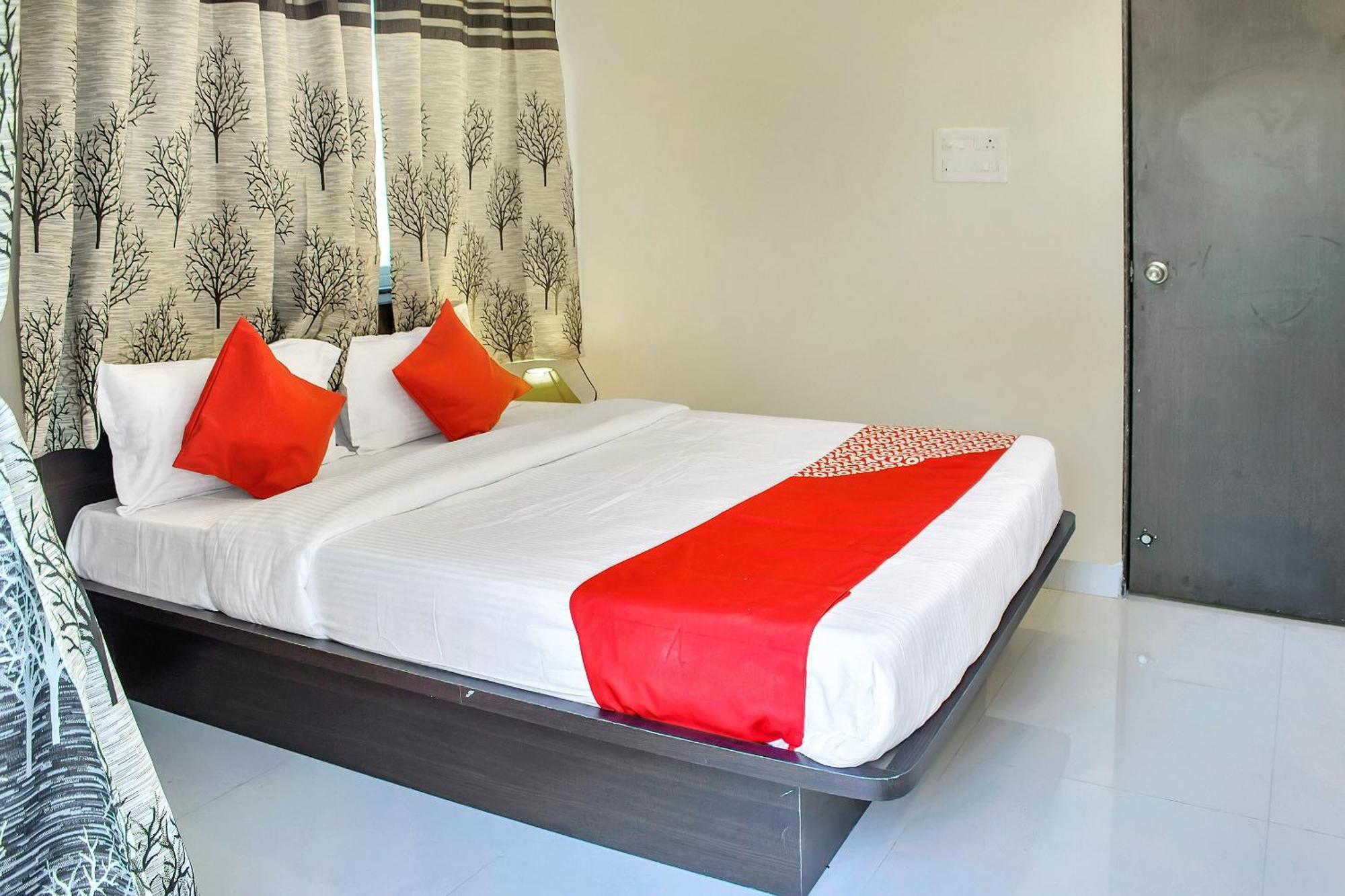 Hotel O Homes Vardhan House 2 Dapuri Bagian luar foto
